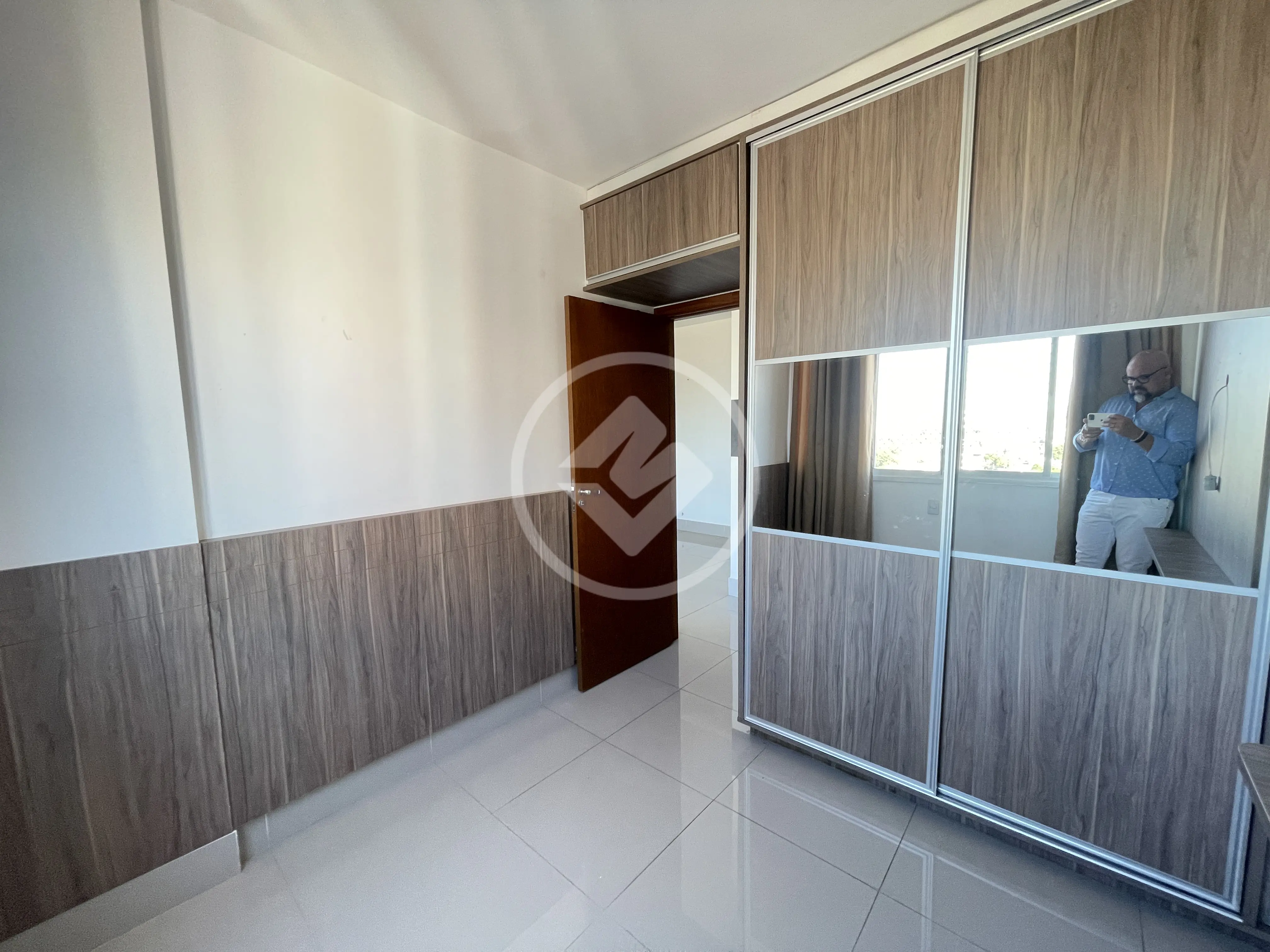 Apartamento à venda com 2 quartos, 77m² - Foto 10