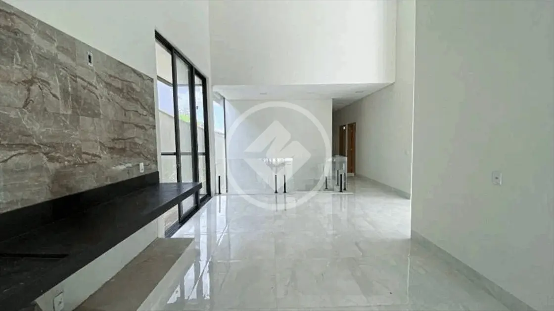 Casa à venda com 5 quartos, 302m² - Foto 9