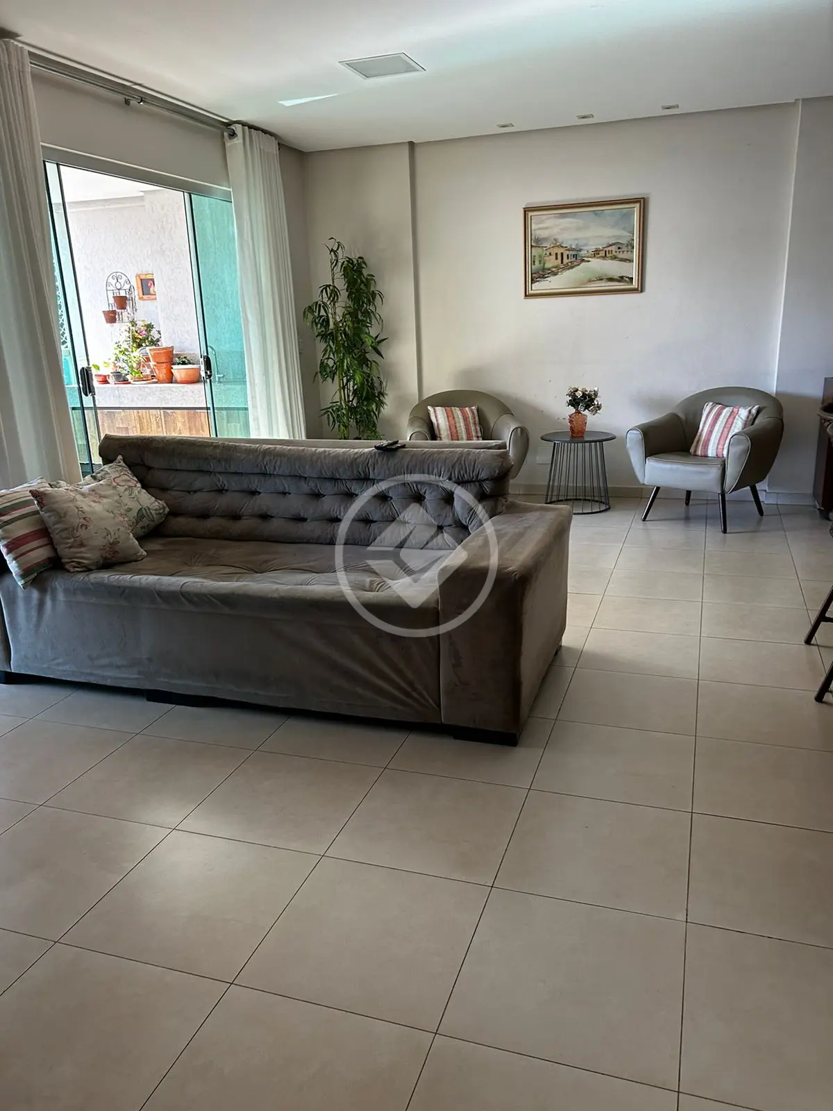 Apartamento à venda com 3 quartos, 118m² - Foto 2