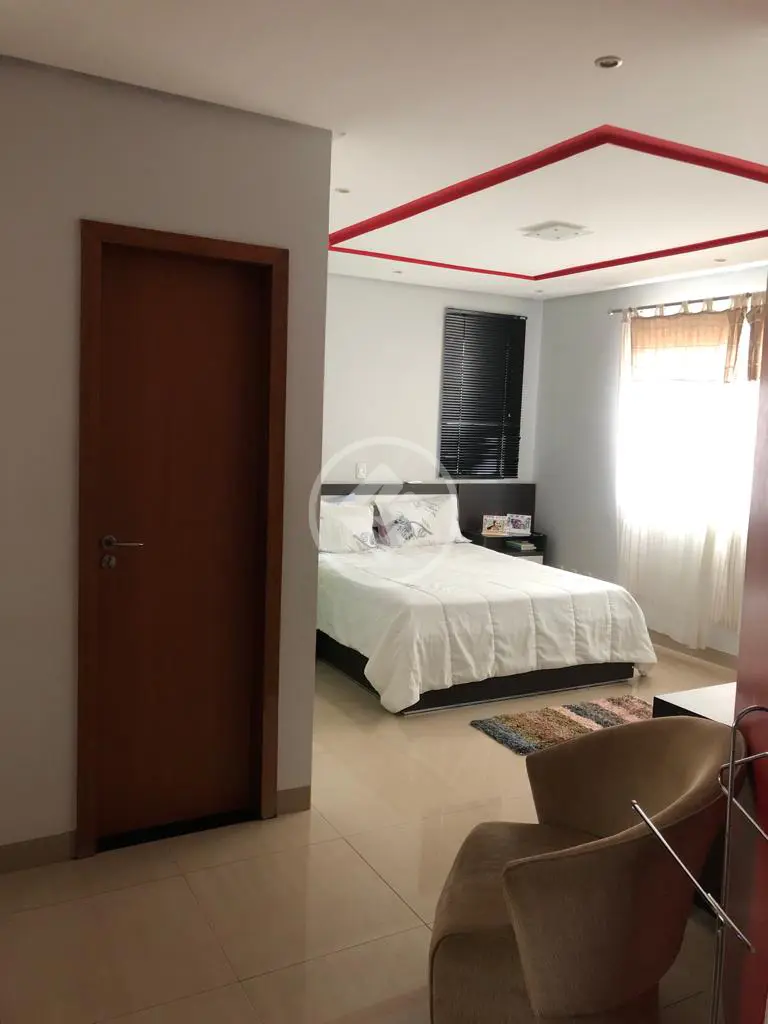 Casa à venda com 3 quartos, 191m² - Foto 15