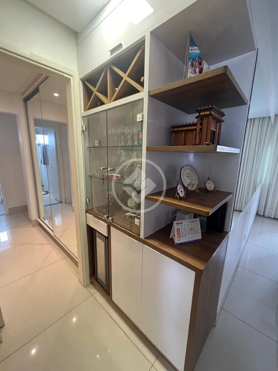 Apartamento à venda com 3 quartos, 124m² - Foto 4