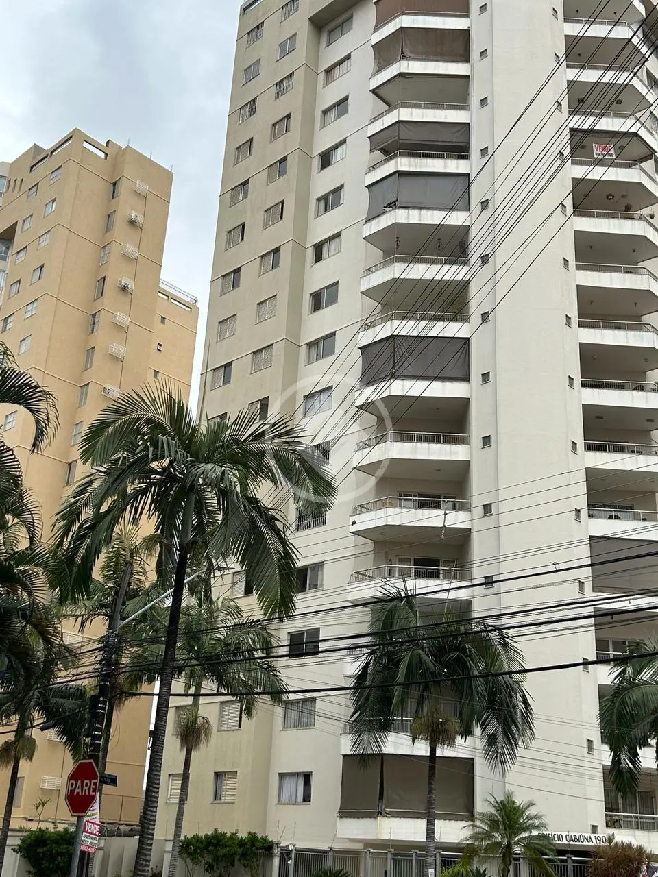 Apartamento à venda com 3 quartos, 120m² - Foto 1