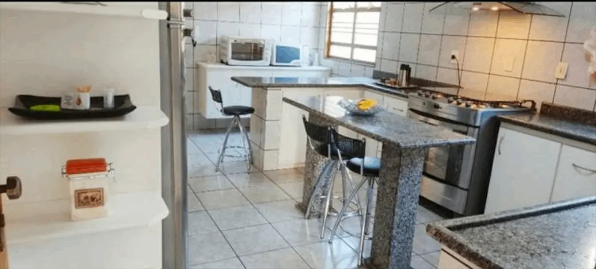 Sobrado à venda com 4 quartos, 300m² - Foto 8