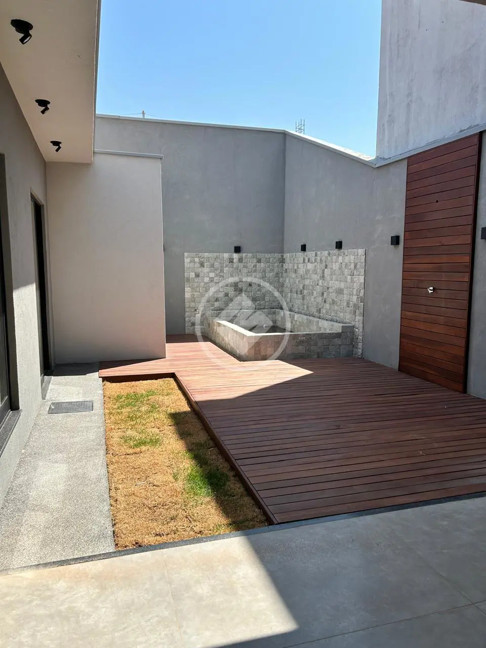 Casa à venda com 3 quartos, 250m² - Foto 12