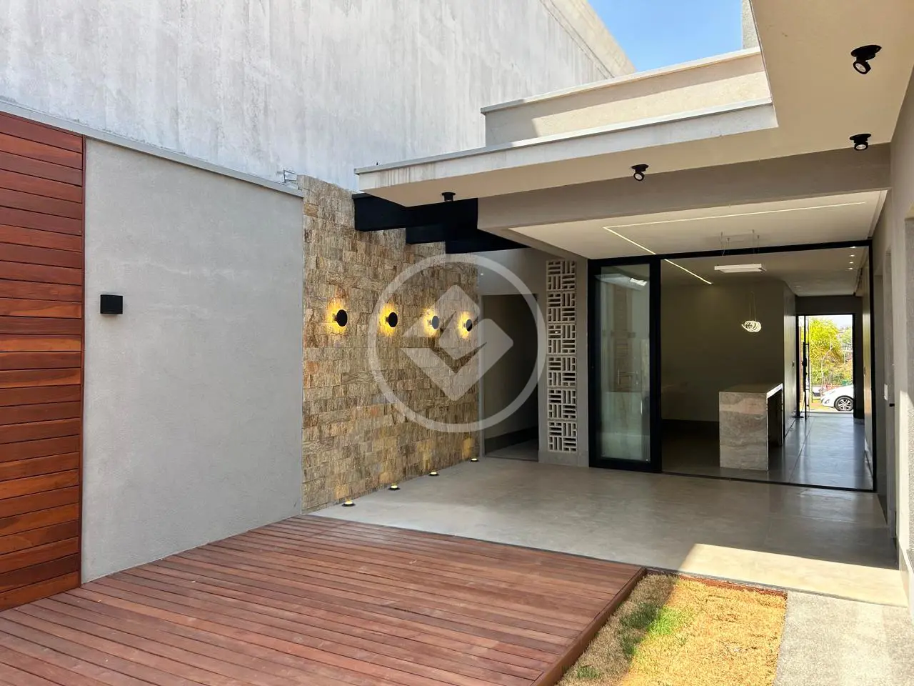 Casa à venda com 3 quartos, 250m² - Foto 16