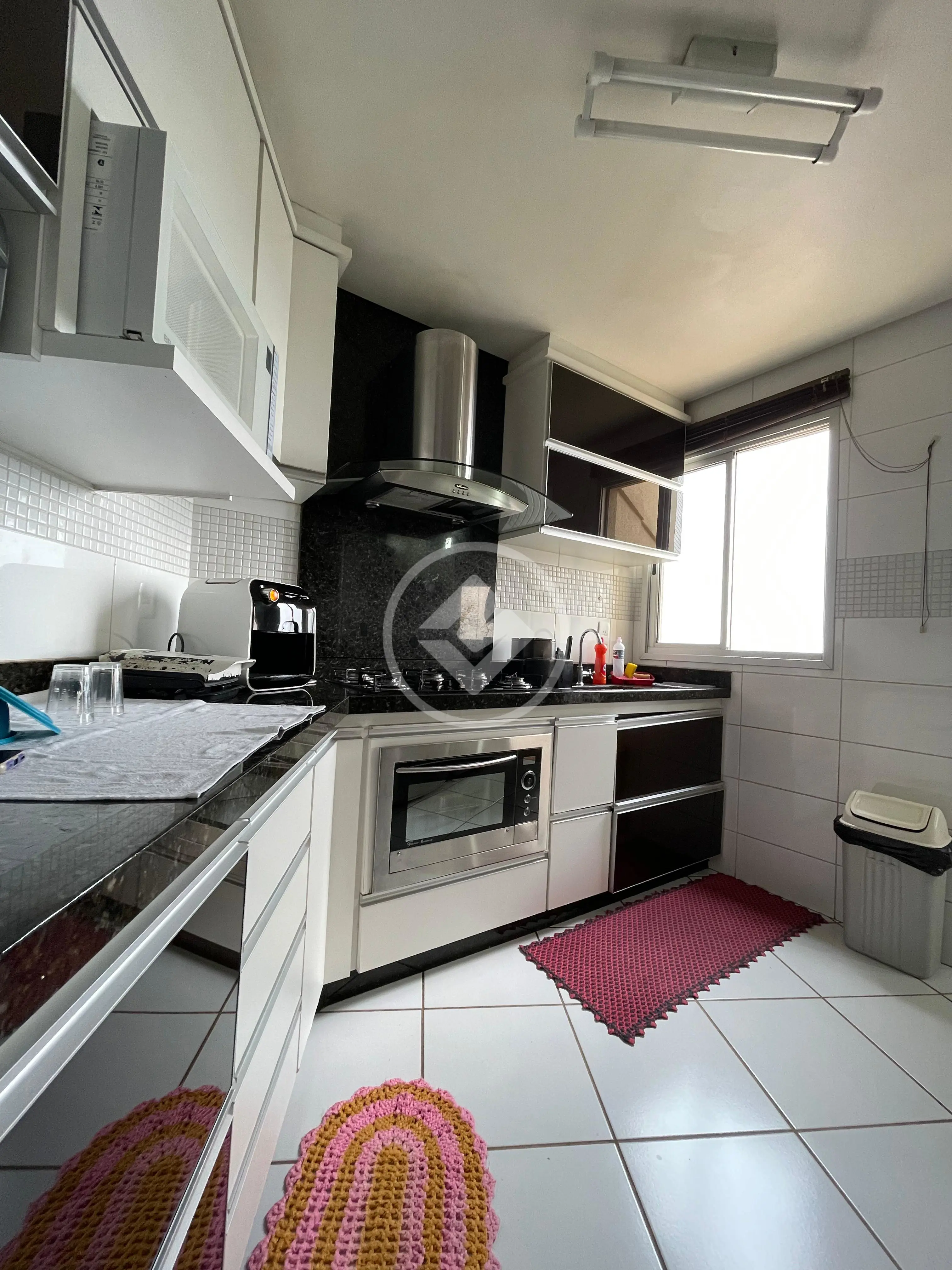 Apartamento à venda com 3 quartos, 75m² - Foto 7