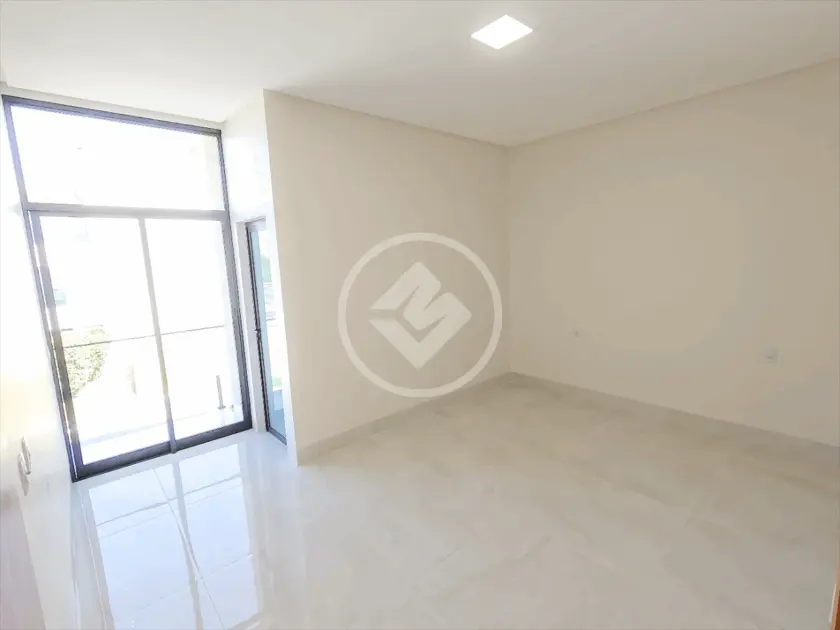 Casa à venda com 5 quartos, 302m² - Foto 21