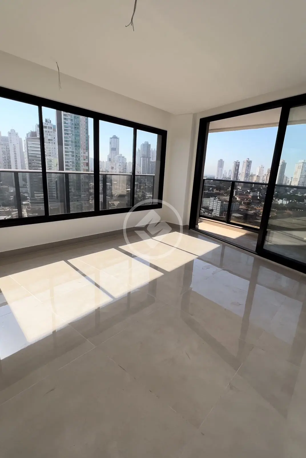 Apartamento à venda com 4 quartos, 254m² - Foto 5