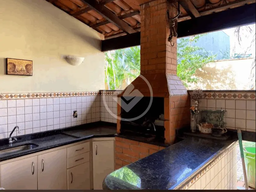 Casa à venda com 3 quartos, 164m² - Foto 6