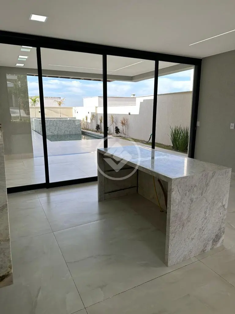 Casa à venda com 4 quartos, 226m² - Foto 22