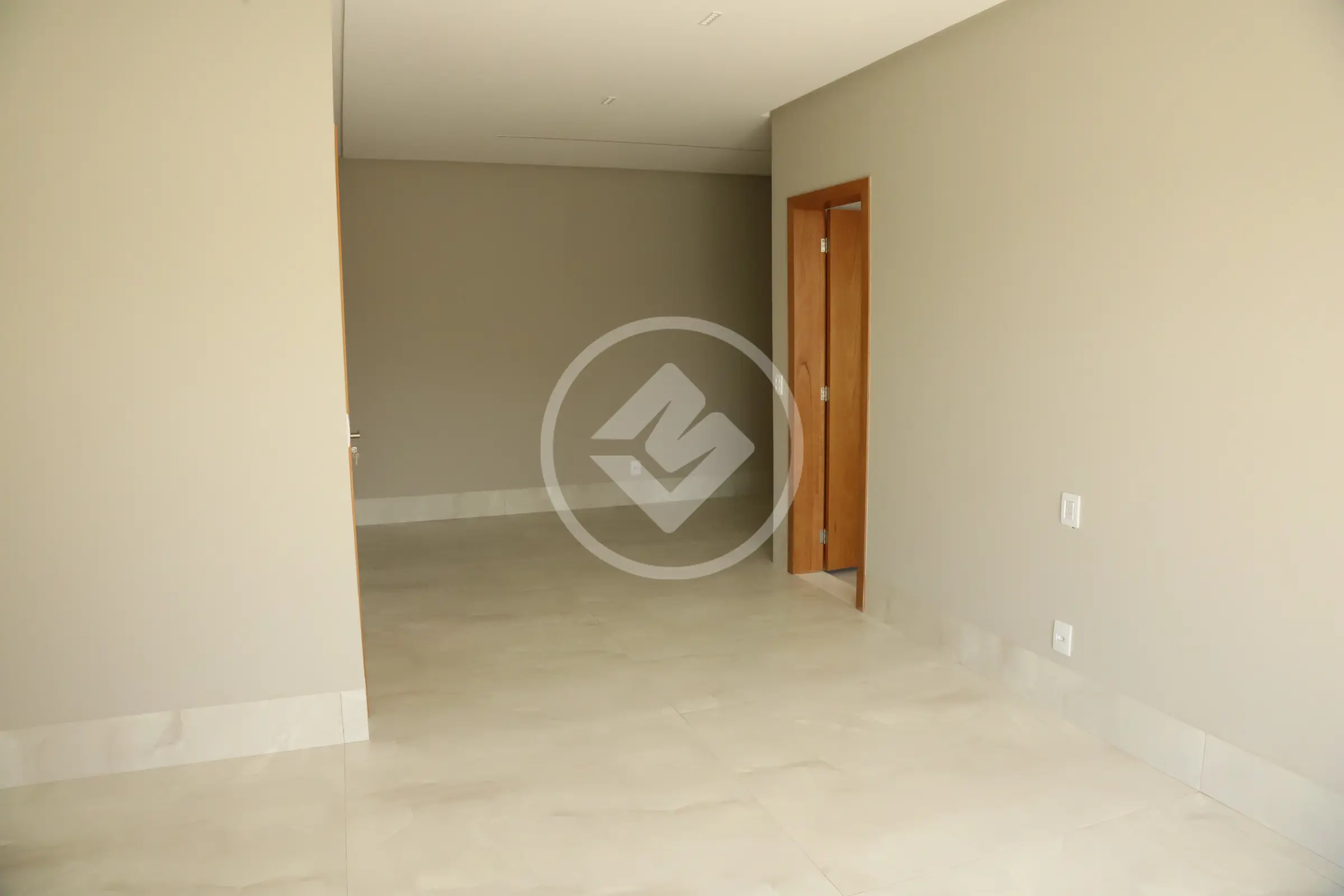 Casa à venda com 4 quartos, 300m² - Foto 15