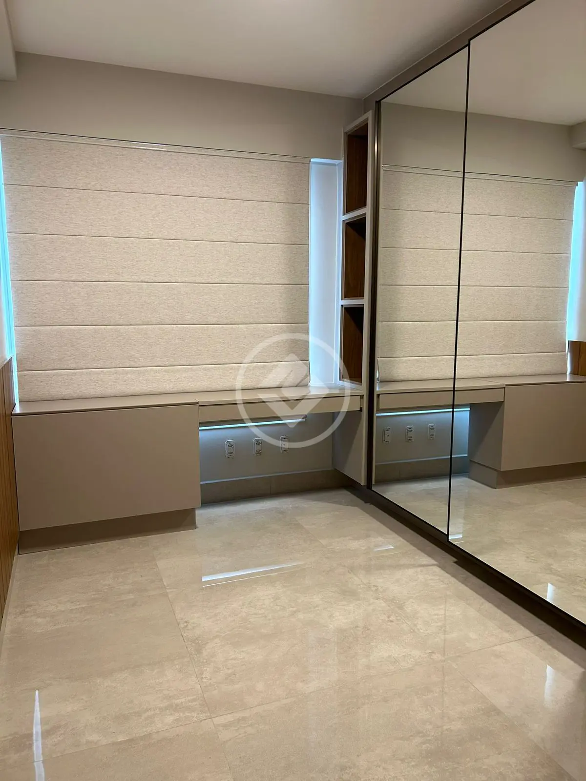 Apartamento à venda com 3 quartos, 115m² - Foto 3